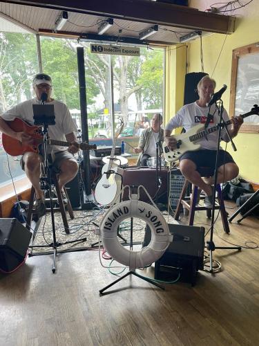 2129D563-CA6C-42BF-BCFA-FC1FB023B8F6