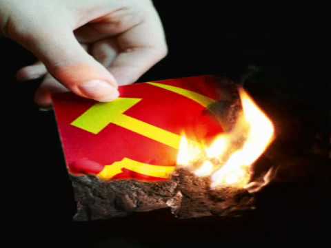 burn commies flag 222