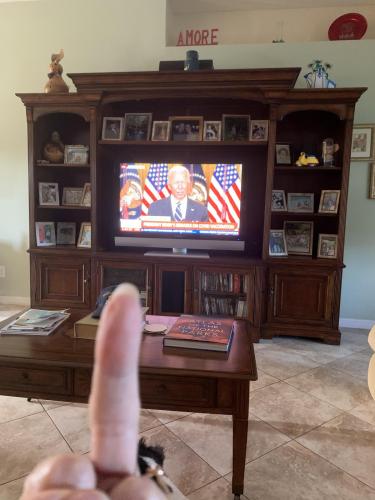 B4F7F334-D241-4EE0-A8F6-1517648A1F8F