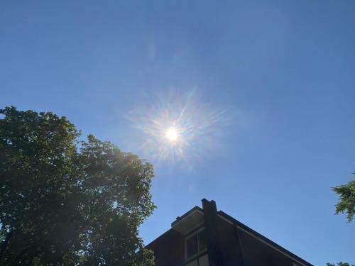 B8805A78-91BD-4DB5-A557-5F26B5249E72