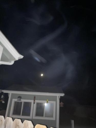 B9C52481-F0ED-40C9-9671-9BF5E0711ACF