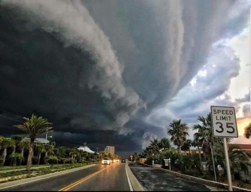 2AEC2907-35C9-4848-AC24-CD37B9854254