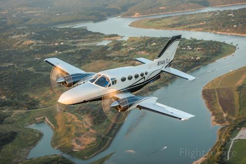 Cessna 421 (N146TJ)