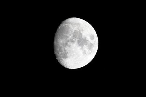 Moon-Jupiter-Saturn_101721003