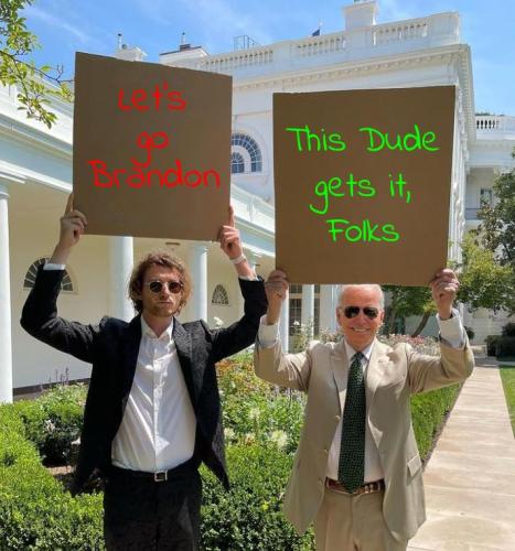 Biden And Dude With Sign 25102021105916