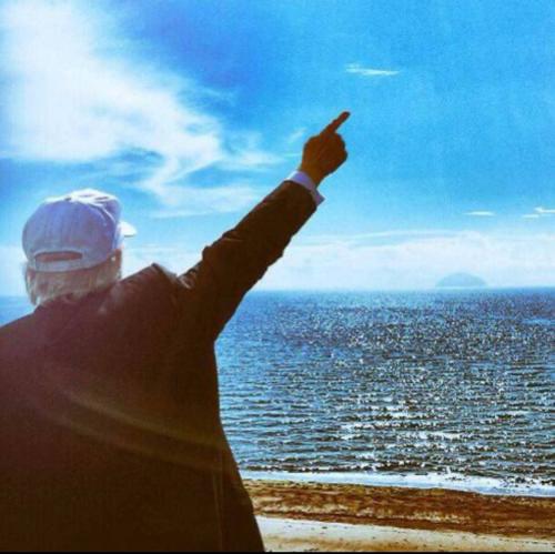 2E60F6AC-EDE1-457B-995E-0B5823A20A31