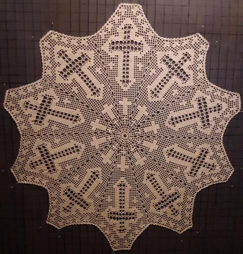 14 Cross Doily