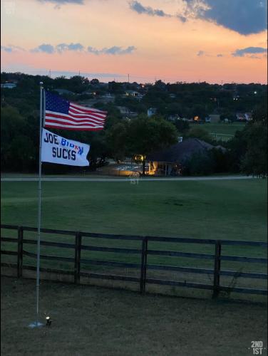 1AE9FD83-DA51-420E-9E13-19B77089B67C