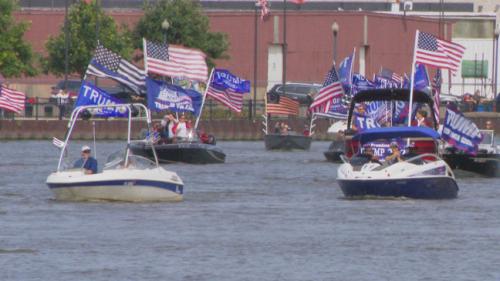 trumpBoatRallyFoxRiver0913
