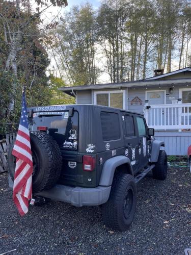 46B63D4D-B252-4116-8F56-572604184403