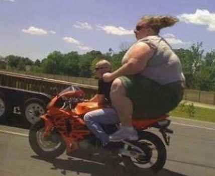 fat-lady-motorcycle-620x350