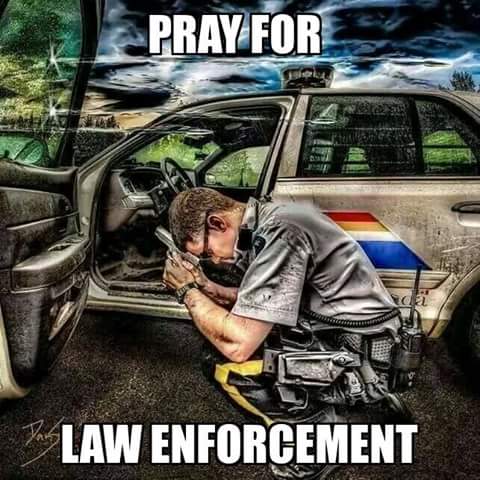 PRAYFORPOLICE.41.