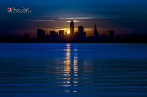 1143AA72-BCE3-40E5-8356-D6D85B3FF79A