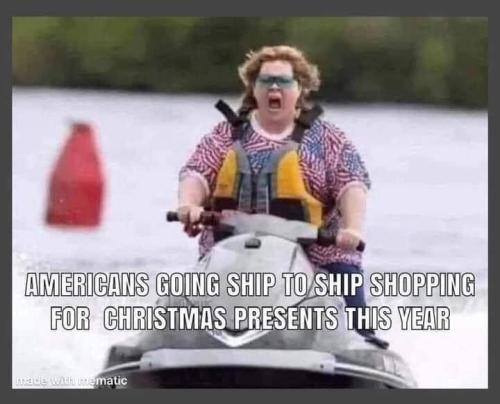 {[(0)]}SHIP TO SHIP X-MAS SHOPPING