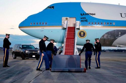 bidenairforceonebrandonwashereagain