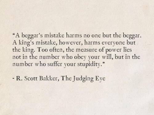 33013325-FADC-48CB-9E2C-4BC149E66444