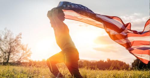 KidWithFlag-1060154320