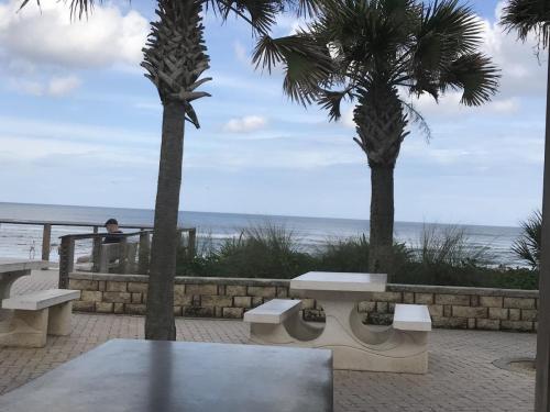 AD60B9D8-838E-4CB0-9053-16CC560444B1