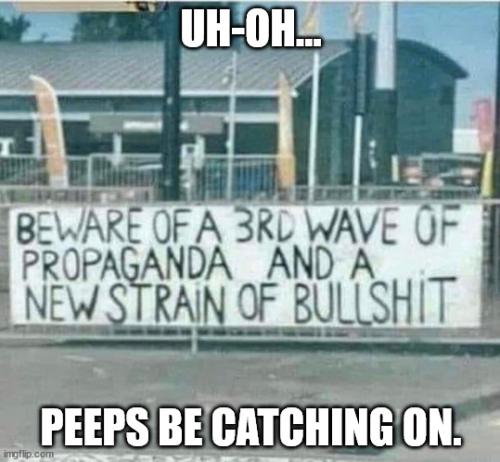 peeps-be-cating-on