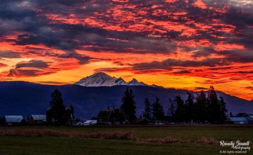 Good Night 52 - Barn with mountain sunset