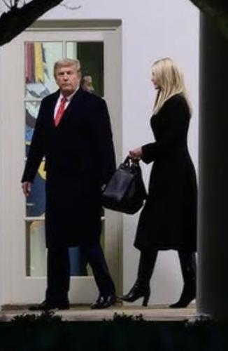 35CC0582-F5A0-4353-A7A2-35FE1A7C1811