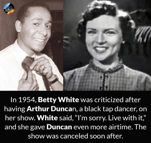 51616E60-C6DC-4BE2-B0F9-C7DFEC66B798