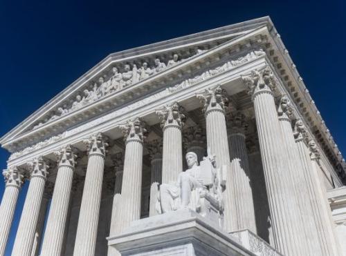 us-supreme-court-building-2225766_1920-1-560x416