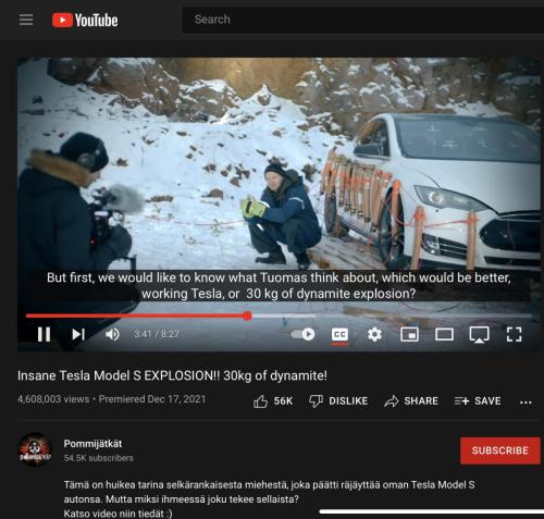 D372702C-91F3-4AA7-831F-230F264269C2