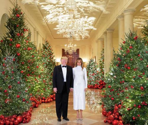 christmas-donald-and-melania-trump-