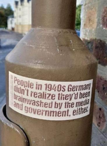 bb329614f5bf12829c49e0d4a9e37deb