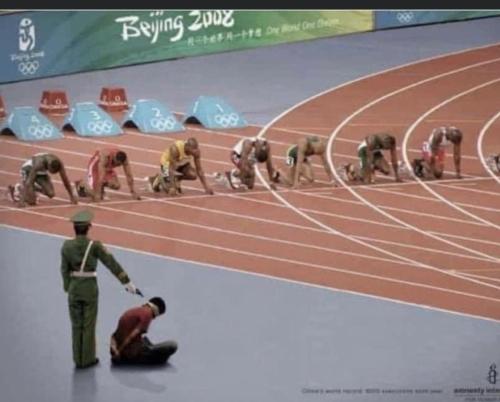 25CE01DE-7D47-4286-A955-1F3DCD80FFB2