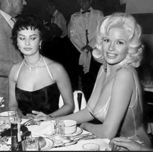 FB_IMG_1643422544380