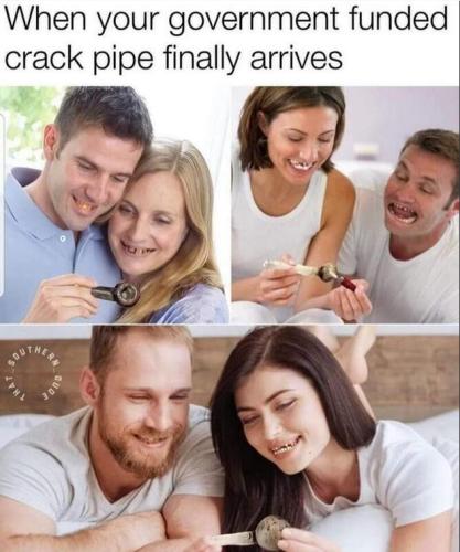 bidenbozocrackpipearrives