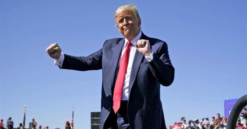 DJT dancing