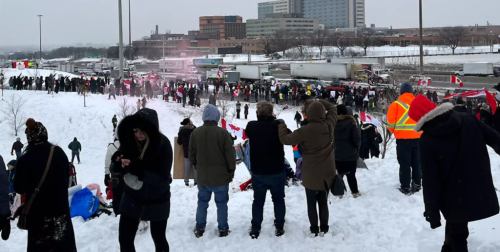 GoFundMe-for-trucker-Freedom-Convoy-paused-amid-questions-about-donors-1024x518