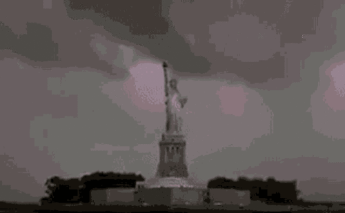 statue-of-liberty-lightning
