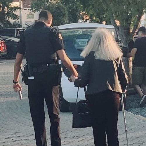 1A1B0CBC-9E16-47BF-9BEC-1758261DE66F