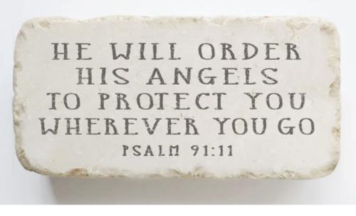 EA9AF74B-0A7D-4E9C-9664-621C544CF5B2