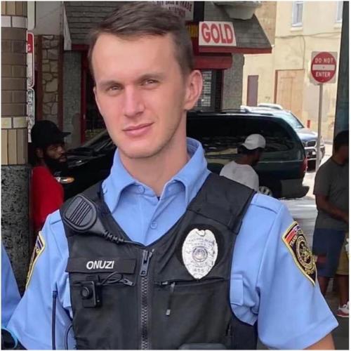 9D70E33B-639E-4E7B-A486-E39C2D6835C2