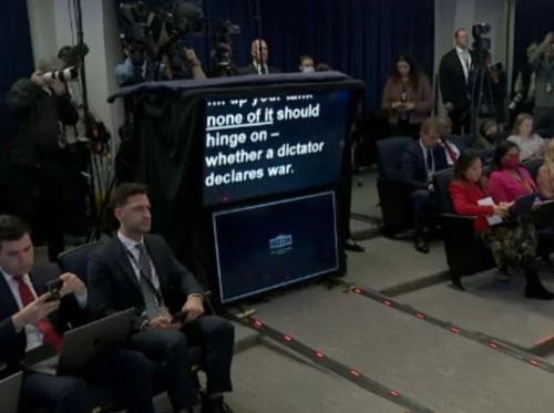 biden-teleprompter-screen-studio-white-house