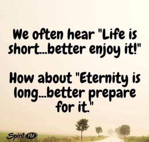 photo5181434914124442106