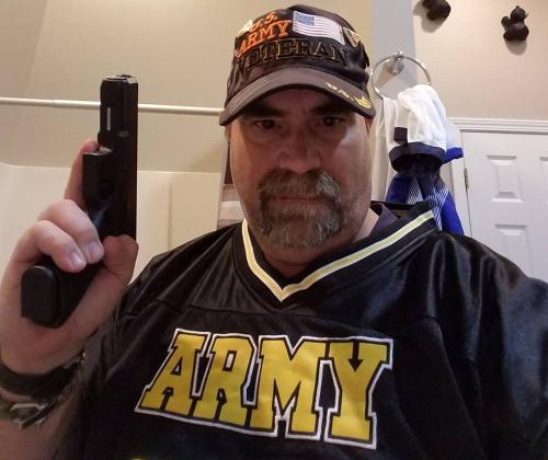 Edward Army Shirt And Weapon