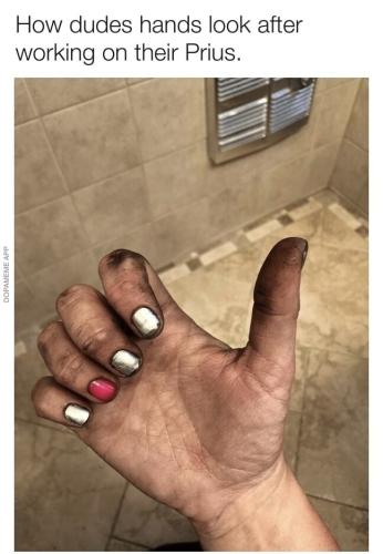 Dudes hands