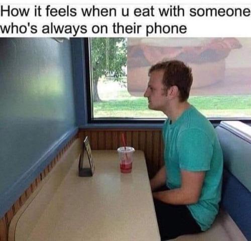 how you feel eating on phone