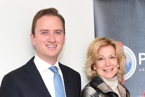 ETkDoQGXkAIvdgi-1-scaled