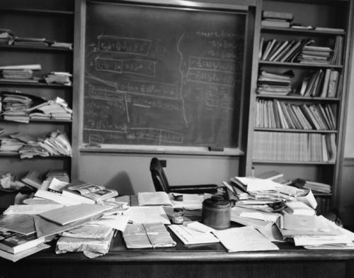 Albert Einstiens desk the day he died