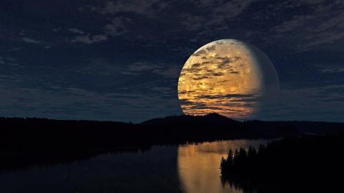 moon 08