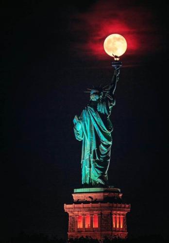 Good Night 16 - Statue of Liberty with full moon