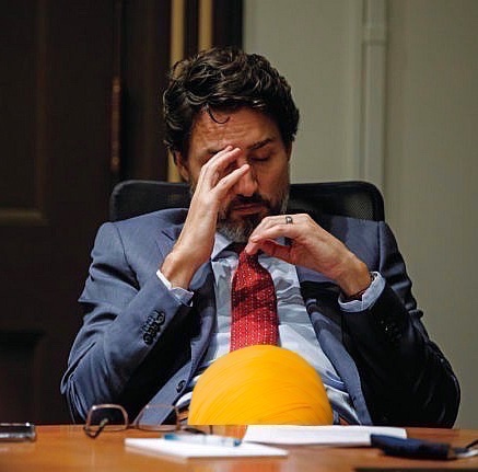 Coalition 2021 - 2025 what's under the desk