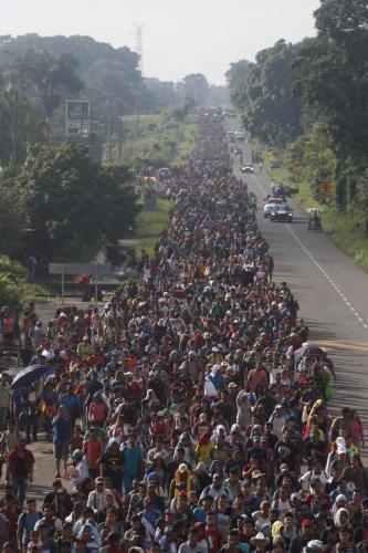 migrant-caravan-3-1024x1536